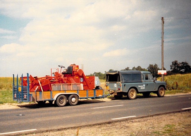 LandRover V8 and Hege 125B Combine